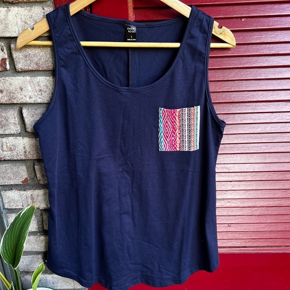 SHEIN Emery Rose geo pocket pattern large tank top - Picture 3 of 8